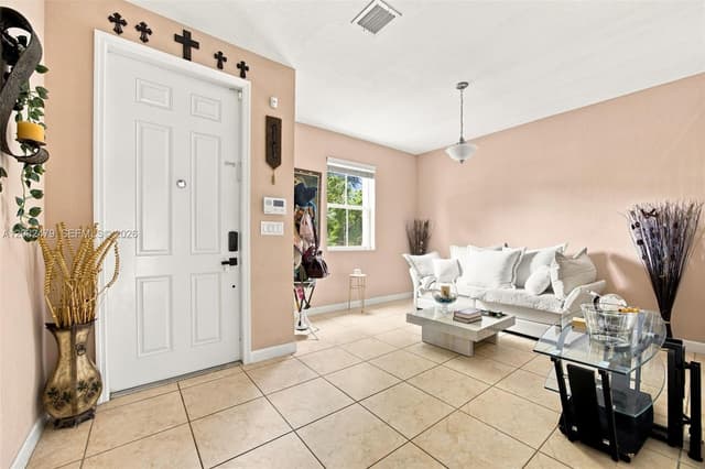 2300 NE 3rd Ct, Homestead FL 33033 - Homestead, FL - Photo 3