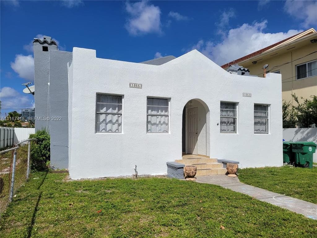 1853 NW 5th Street, Miami FL 33125