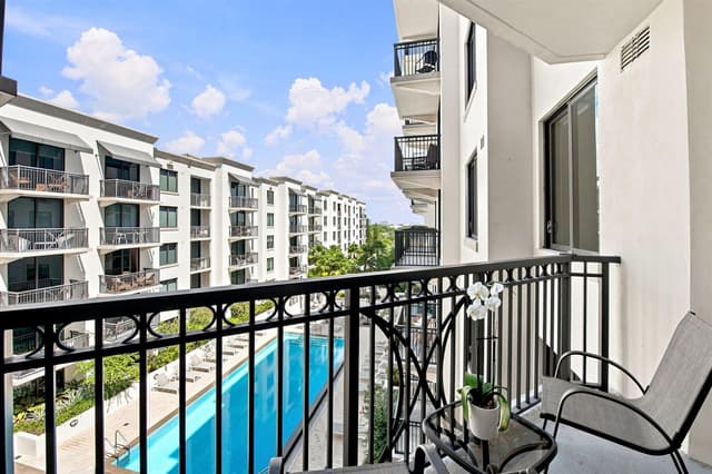 301 Altara Avenue # 710, Coral Gables FL 33146 - Coral Gables, FL - Photo 2