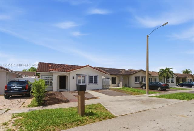 7330 W 30th Ave, Hialeah FL 33018 - Hialeah, FL - Photo 3