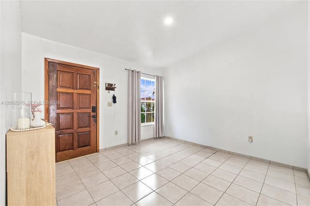 7330 W 30th Ave, Hialeah FL 33018 - Hialeah, FL - Photo 4