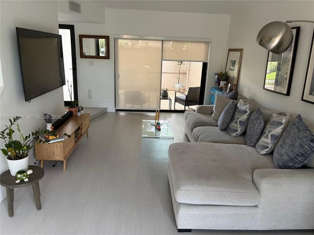 9216 SW 136th St Cir, Miami FL 33176 - Miami, FL - Photo 5