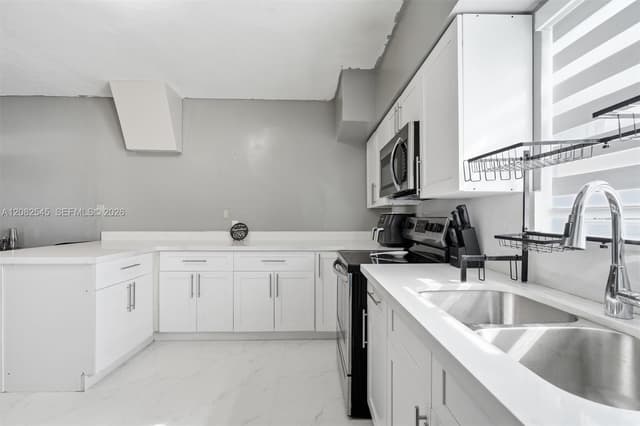 19801 NE 1st Ave, Miami FL 33179 - Miami, FL - Photo 6