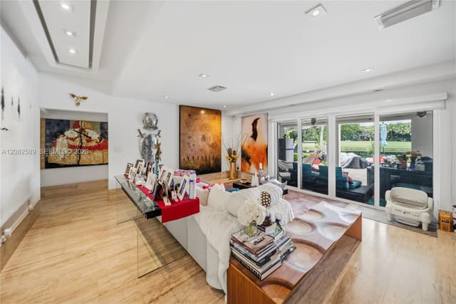 9448 NW 54th Doral Cir Ln, Doral FL 33178 - Doral, FL - Photo 3