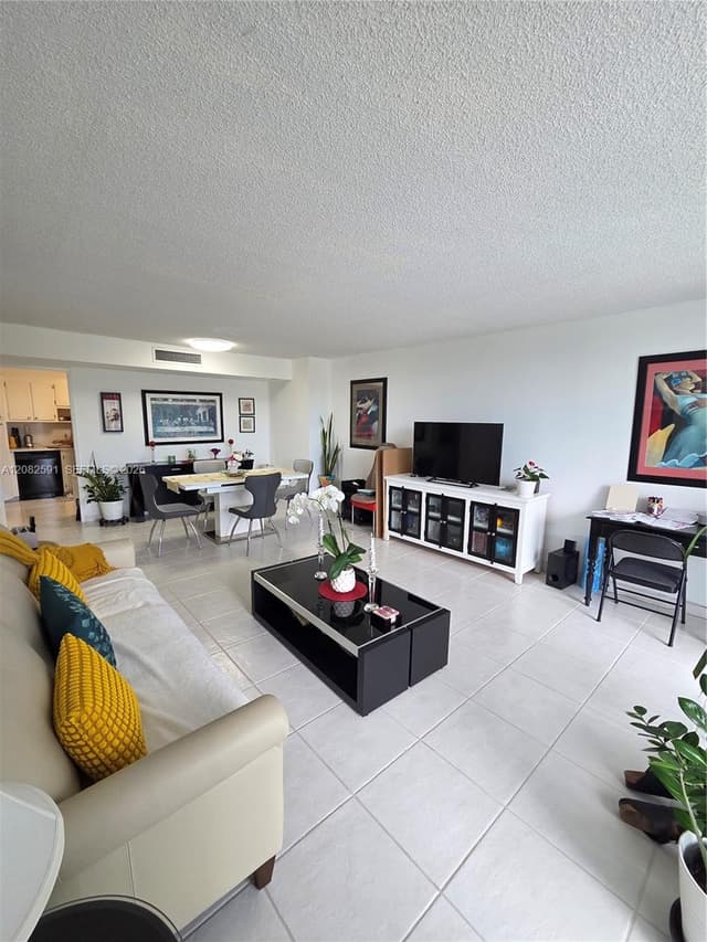 2841 NE 163rd St # 402, North Miami Beach FL 33160 - North Miami Beach, FL - Photo 5