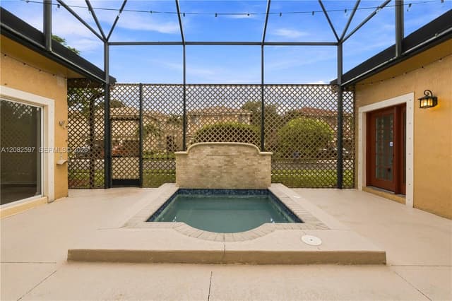 12103 NW 47th Mnr, Coral Springs FL 33076 - Coral Springs, FL - Photo 5
