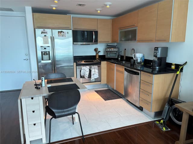 951 Brickell Ave # 2509, Miami FL 33131 - Miami, FL - Photo 4