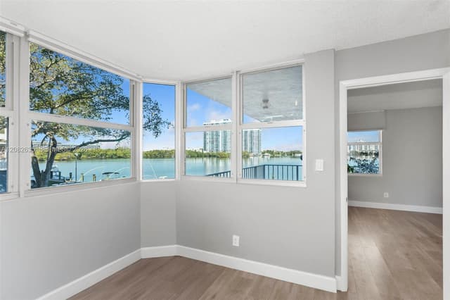 16558 NE 26th Ave # 2G, North Miami Beach FL 33160 - North Miami Beach, FL - Photo 3