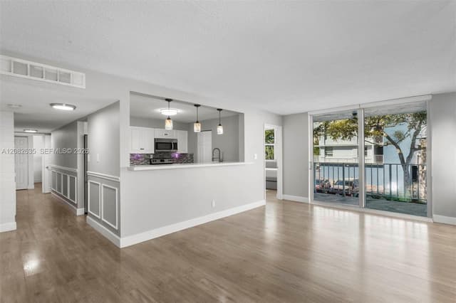16558 NE 26th Ave # 2G, North Miami Beach FL 33160 - North Miami Beach, FL - Photo 4