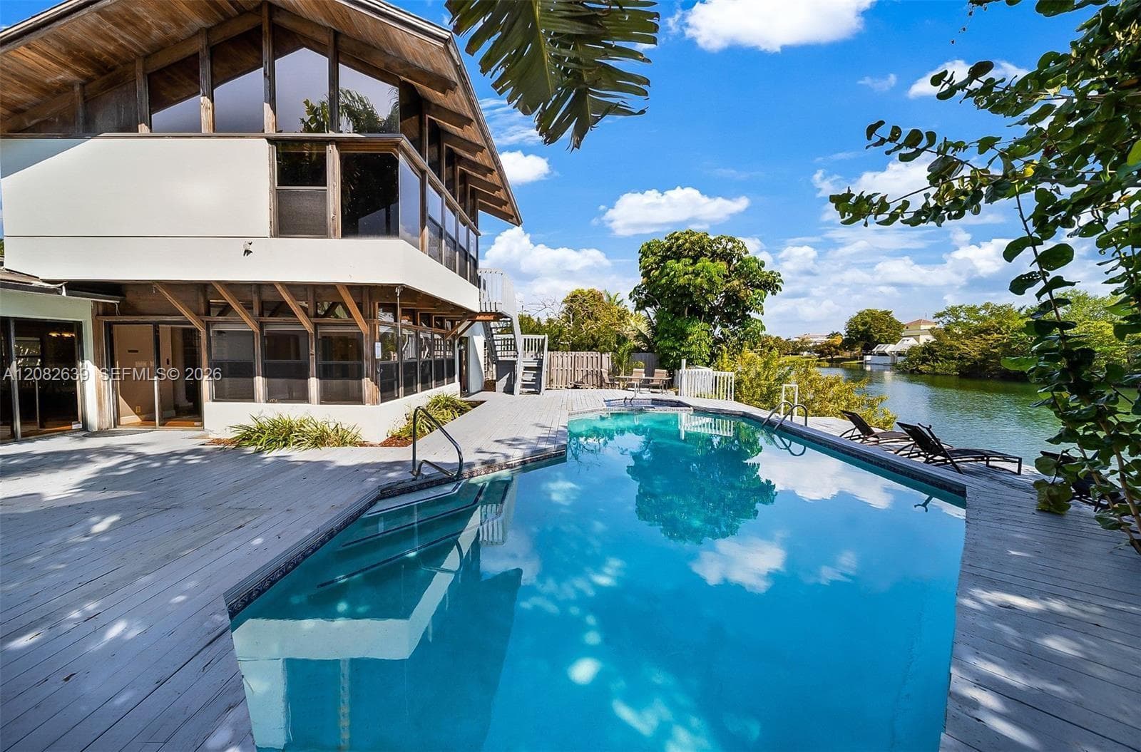 1524 NE 18th Ave, Fort Lauderdale FL 33304 - Fort Lauderdale, FL - Photo 1