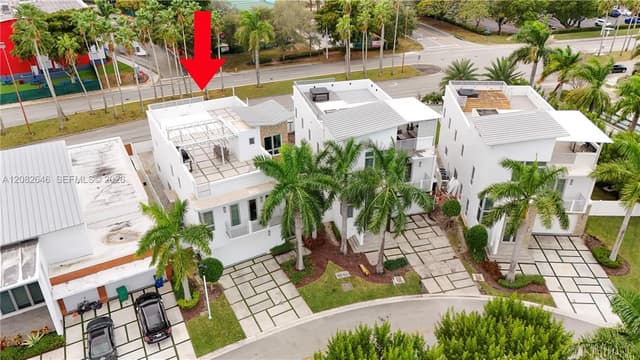8340 NW 33 Terrace, Doral FL 33122 - Doral, FL - Photo 4