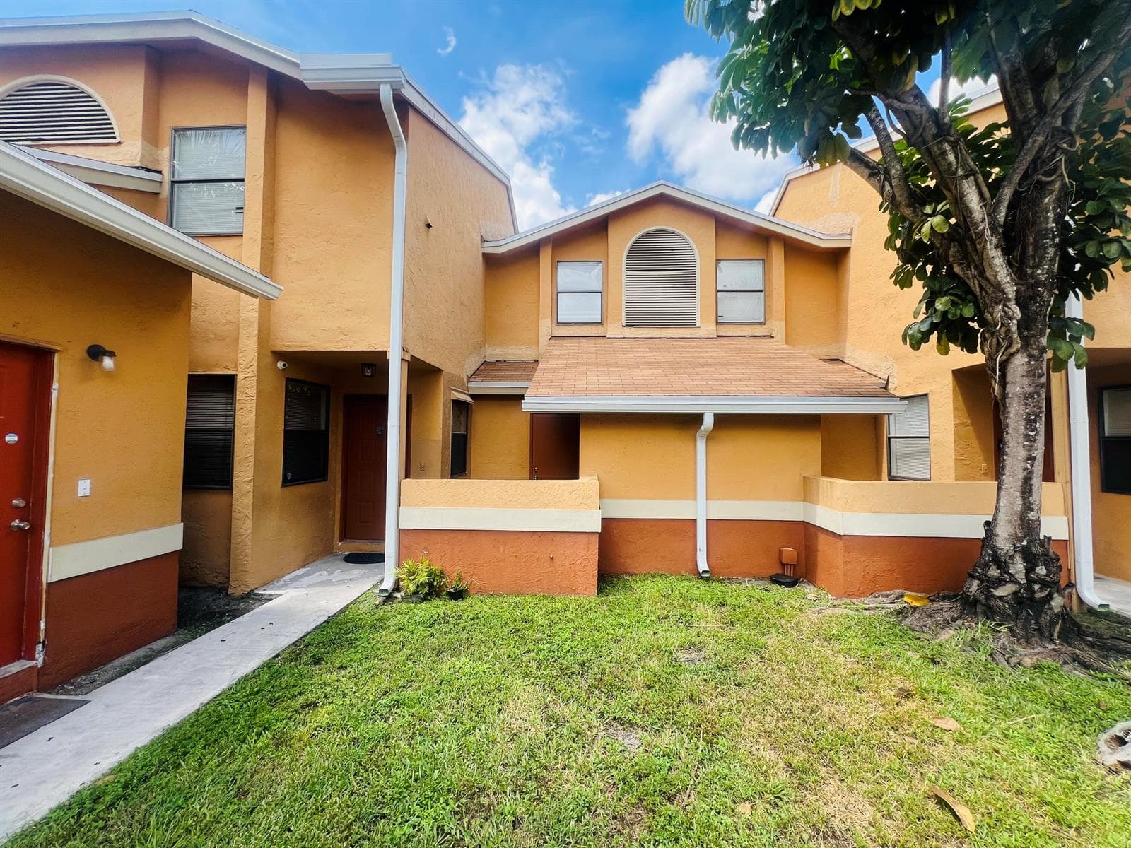 2491 NW 56th Avenue # 103, Lauderhill FL 33313 - Lauderhill, FL - Photo 1