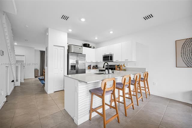 2387 NW 122nd Ter, Miami FL 33167 - Miami, FL - Photo 7