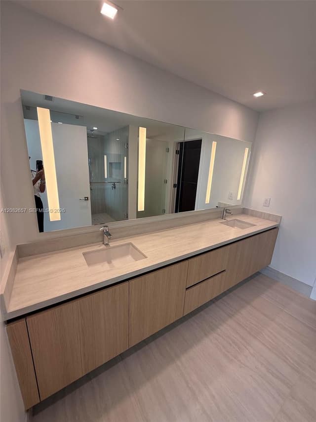 2411 Laguna Circle # 2703, North Miami FL 33181 - North Miami, FL - Photo 6