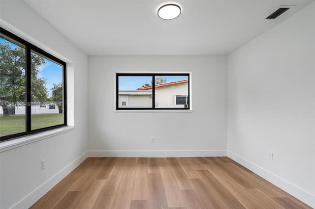 1700 SW 71st Ct, Miami FL 33155 - Miami, FL - Photo 6