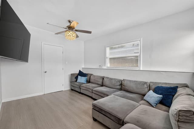 910 NW 17TH Avenue, Fort Lauderdale FL 33311 - Fort Lauderdale, FL - Photo 6