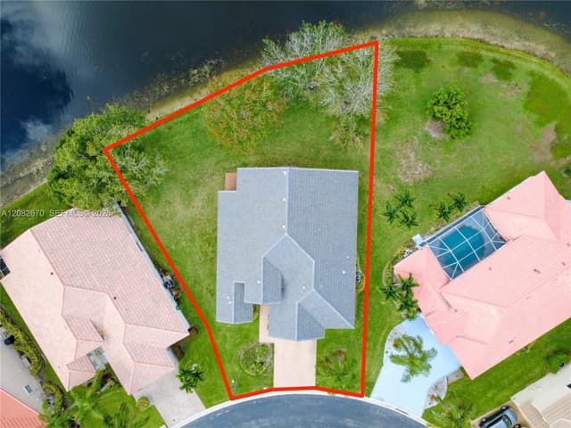 2549 Egret Lake Dr, Green Acres FL 33413 - Green Acres, FL - Photo 2