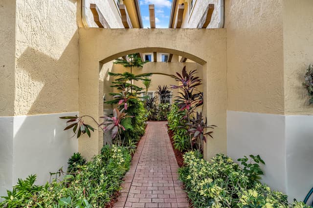 5725 NW 120th Avenue, Coral Springs FL 33076 - Coral Springs, FL - Photo 3