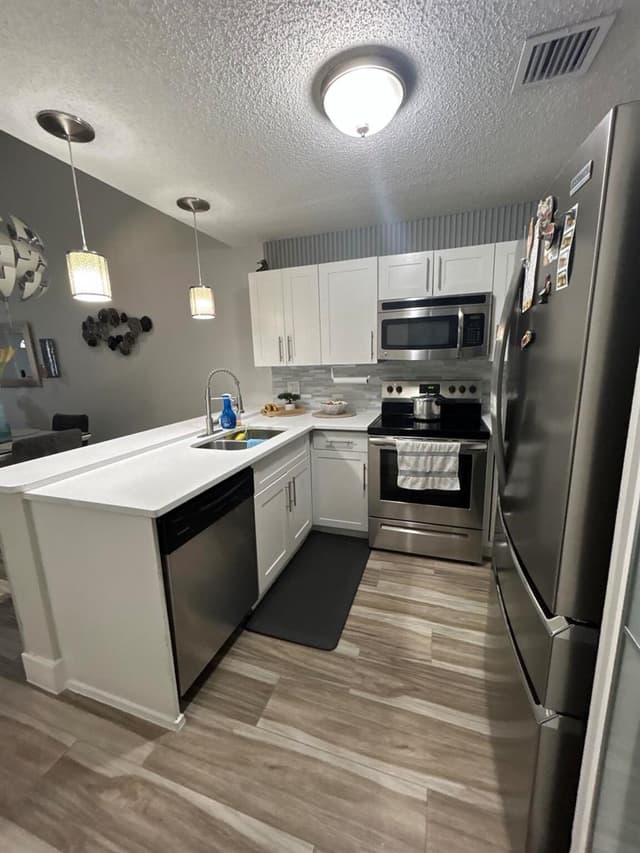 1927 Players Place, North Lauderdale FL 33068 - North Lauderdale, FL - Photo 7