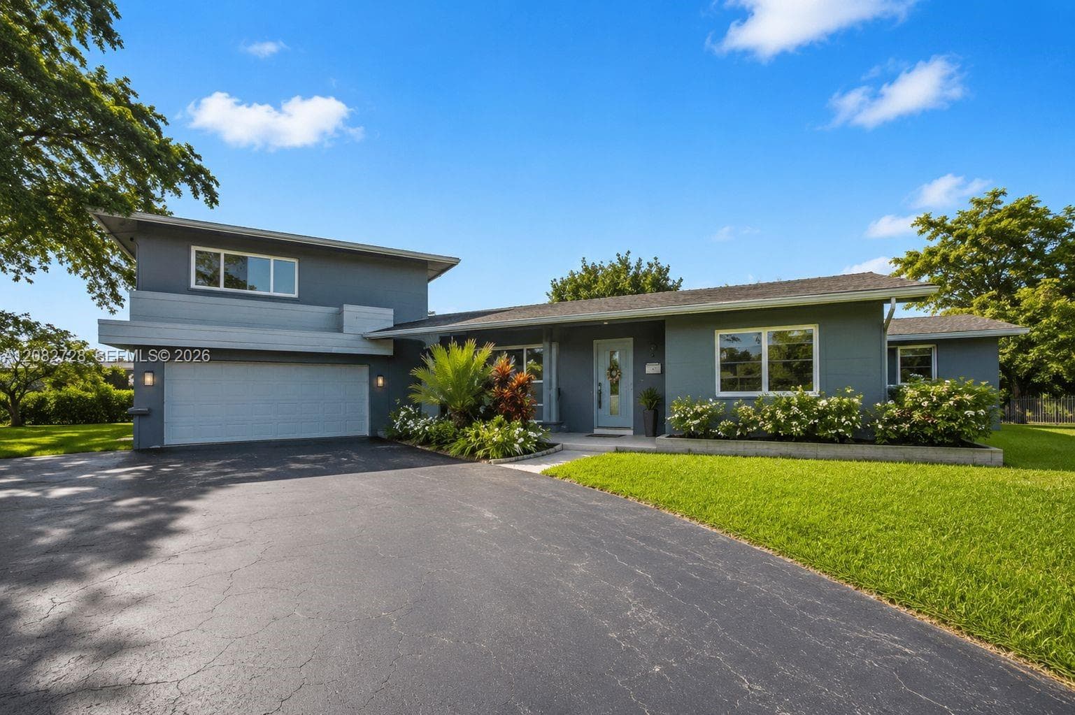 6700 E Tropical Way, Plantation FL 33317