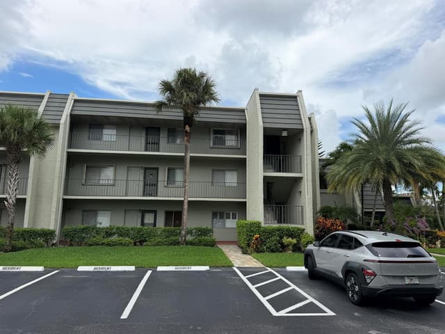 4120 Tivoli Court # 208, Lake Worth FL 33467 - Lake Worth, FL - Photo 3