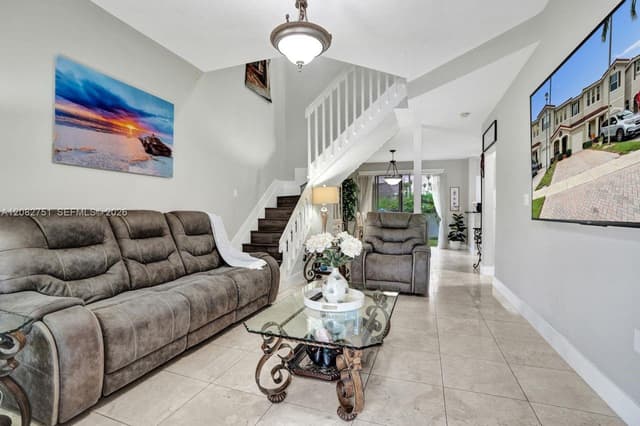 220 Riverwalk Cir, Sunrise FL 33326 - Sunrise, FL - Photo 7