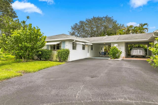 435 BLUEBIRD Lane, Delray Beach FL 33445 - Delray Beach, FL - Photo 2