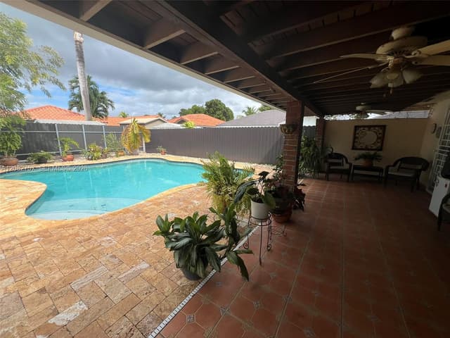 13253 NW 7th Ter, Miami FL 33182 - Miami, FL - Photo 2
