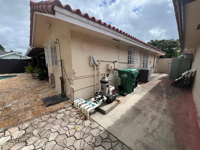 13253 NW 7th Ter, Miami FL 33182 - Miami, FL - Photo 4