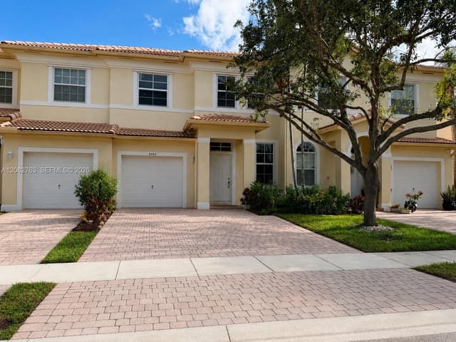 8452 SW 29th St # 105, Miramar FL 33025 - Miramar, FL - Photo 3