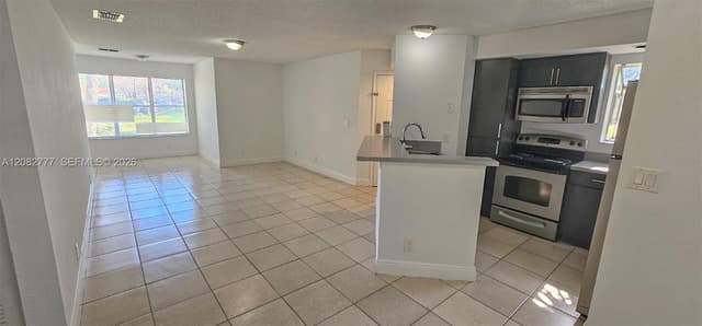 3380 N Pinewalk Dr N # 1111, Margate FL 33063 - Margate, FL - Photo 6