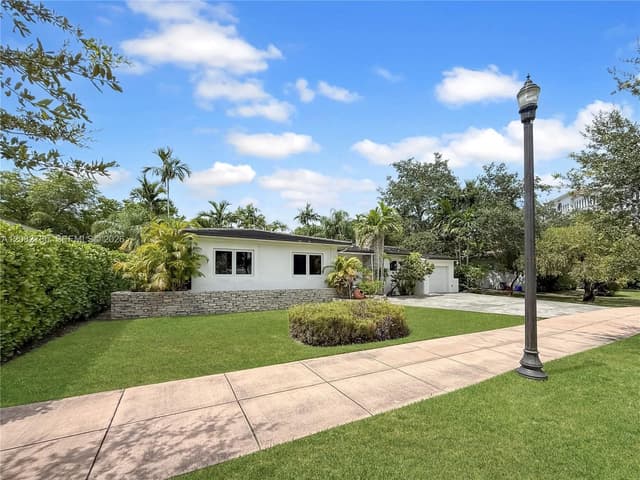 3128 Coconut Grove Dr, Coral Gables FL 33134 - Coral Gables, FL - Photo 4