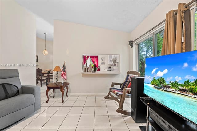20315 SW 86th Ct, Cutler Bay FL 33189 - Cutler Bay, FL - Photo 6