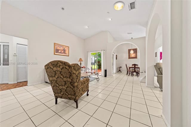 20315 SW 86th Ct, Cutler Bay FL 33189 - Cutler Bay, FL - Photo 4