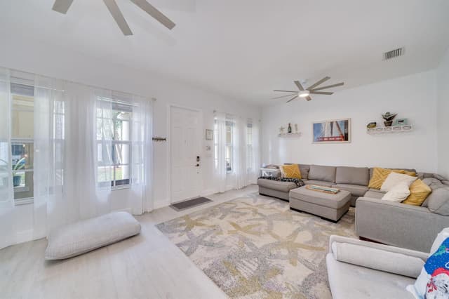 8335 NW 7TH Terrace, Boca Raton FL 33487 - Boca Raton, FL - Photo 5