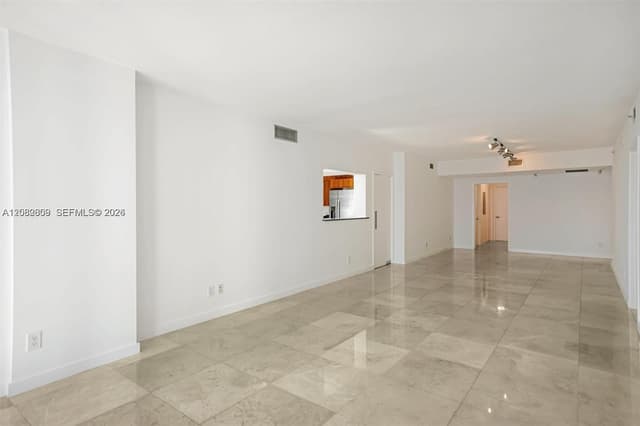 325 NE Biscayne Blvd # 1923, Miami FL 33131 - Miami, FL - Photo 6