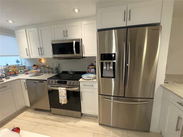 1910 SW 17th Ave # 8, Miami FL 33145 - Miami, FL - Photo 5