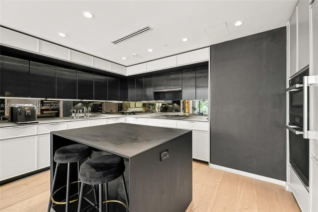 300 Collins Ave # 3A, Miami Beach FL 33139 - Miami Beach, FL - Photo 4