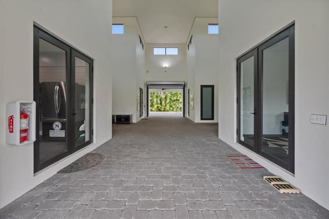 2984 Appaloosa Trail, Wellington FL 33414 - Wellington, FL - Photo 4