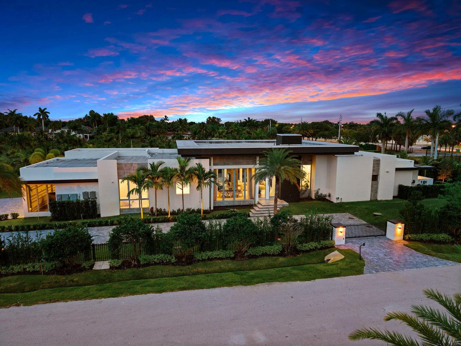 11780 NW 15TH Street, Plantation FL 33323 - Plantation, FL - Photo 1