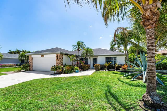 140 Arrowhead Circle, Jupiter FL 33458 - Jupiter, FL - Photo 5
