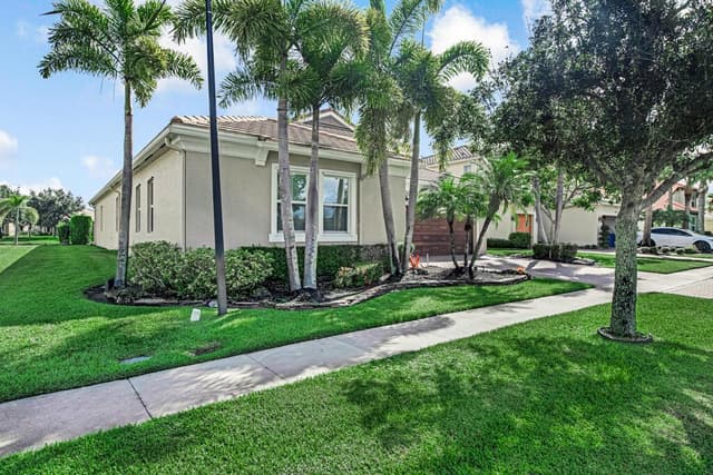 2318 Bellarosa Circle, Royal Palm Beach FL 33411 - Royal Palm Beach, FL - Photo 4