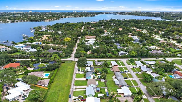 5810 Tucker Road, Jupiter FL 33458 - Jupiter, FL - Photo 2