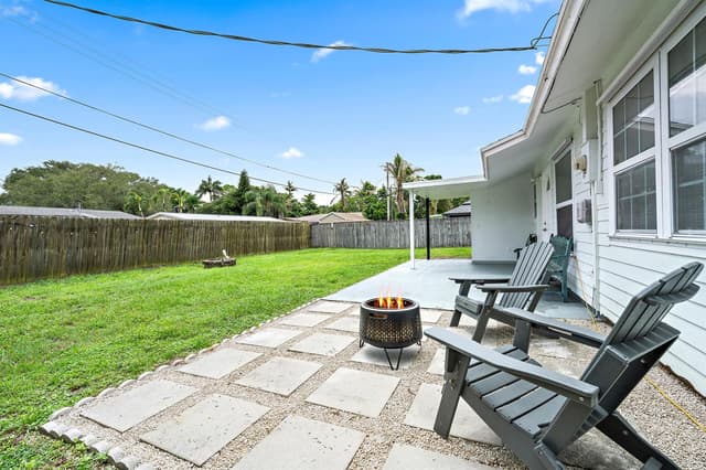 5810 Tucker Road, Jupiter FL 33458 - Jupiter, FL - Photo 3