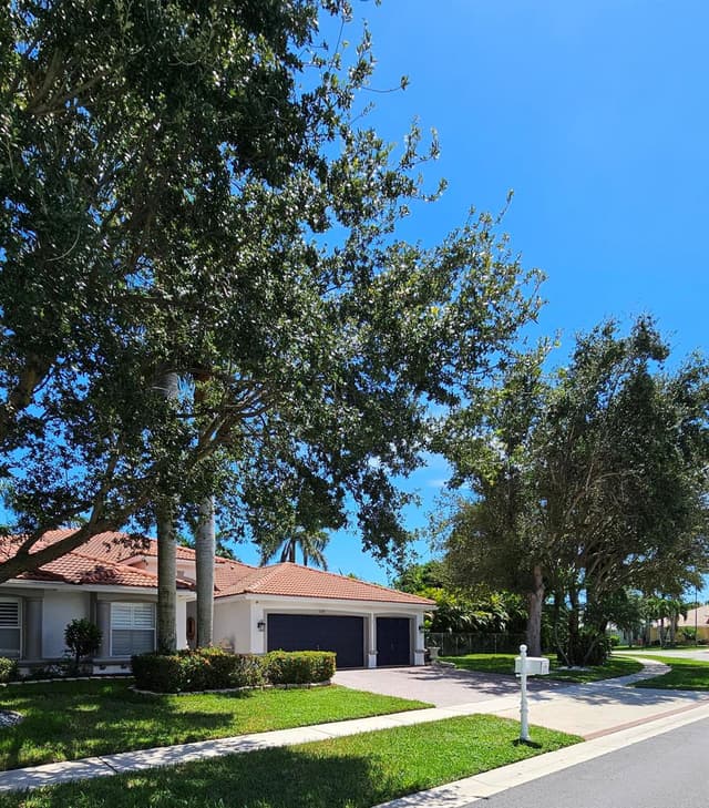 5291 Indianwood Village Lane, Lake Worth FL 33463 - Lake Worth, FL - Photo 3