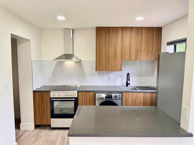 605 NW 15TH, Pompano Beach FL 33069 - Pompano Beach, FL - Photo 3