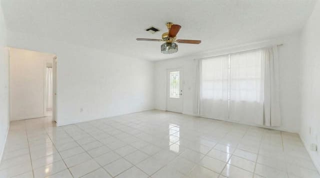 428 ALEMEDA Drive, Palm Springs FL 33461 - Palm Springs, FL - Photo 7