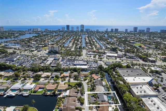 930 SE 10TH Court, Pompano Beach FL 33060 - Pompano Beach, FL - Photo 3