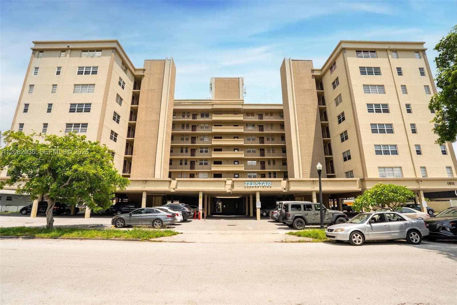 1811 Jefferson St # 601, Hollywood FL 33020 - Hollywood, FL - Photo 1