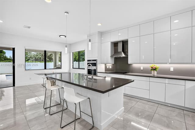 17781 SW 41st St, Miramar FL 33029 - Miramar, FL - Photo 6